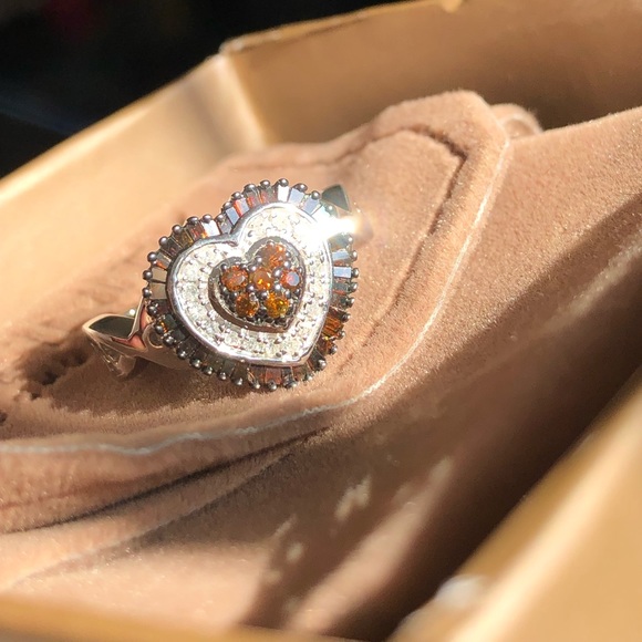 Red & White Diamond Heart Ring 💎 Sterling Silver - Picture 5 of 8